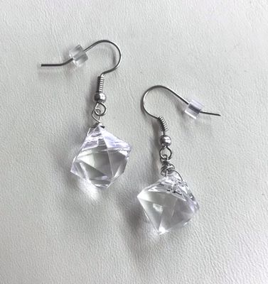 BOUCLES D’OREILLES DE GLACE