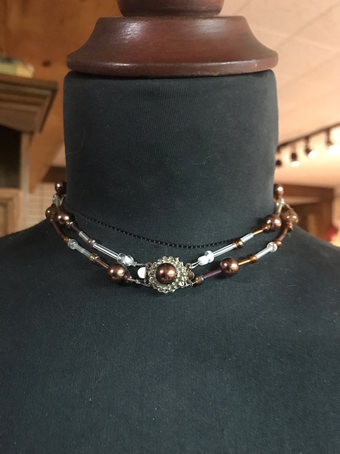 COLLIER MÉDAILLON PERLES