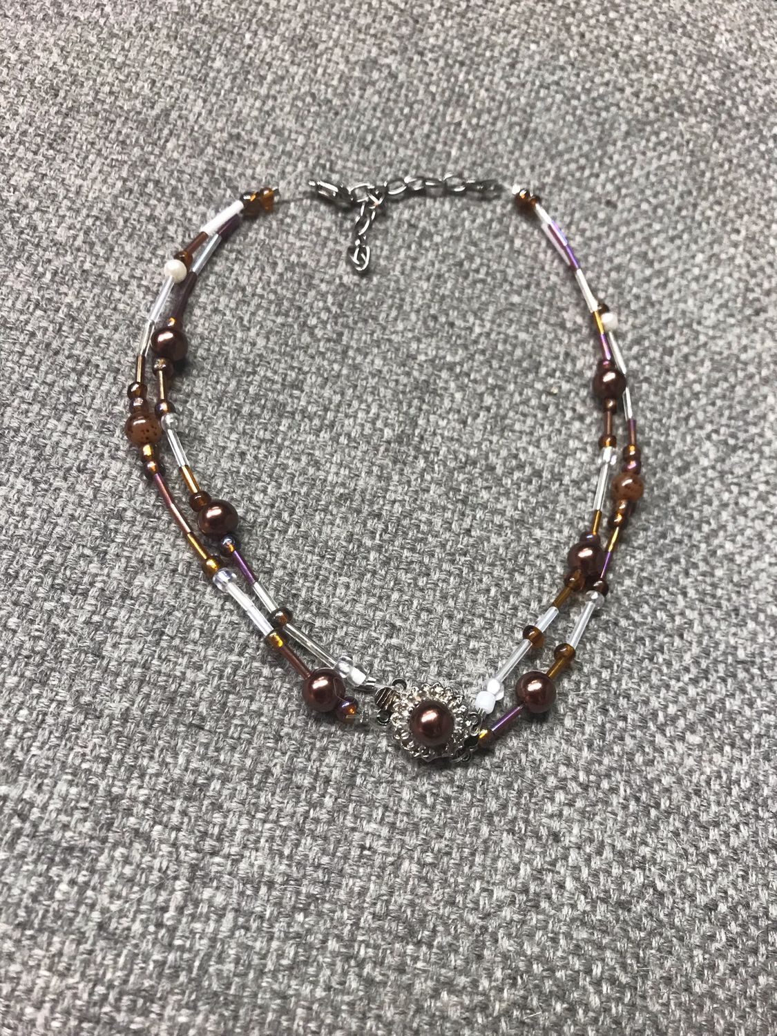 COLLIER MÉDAILLON PERLES