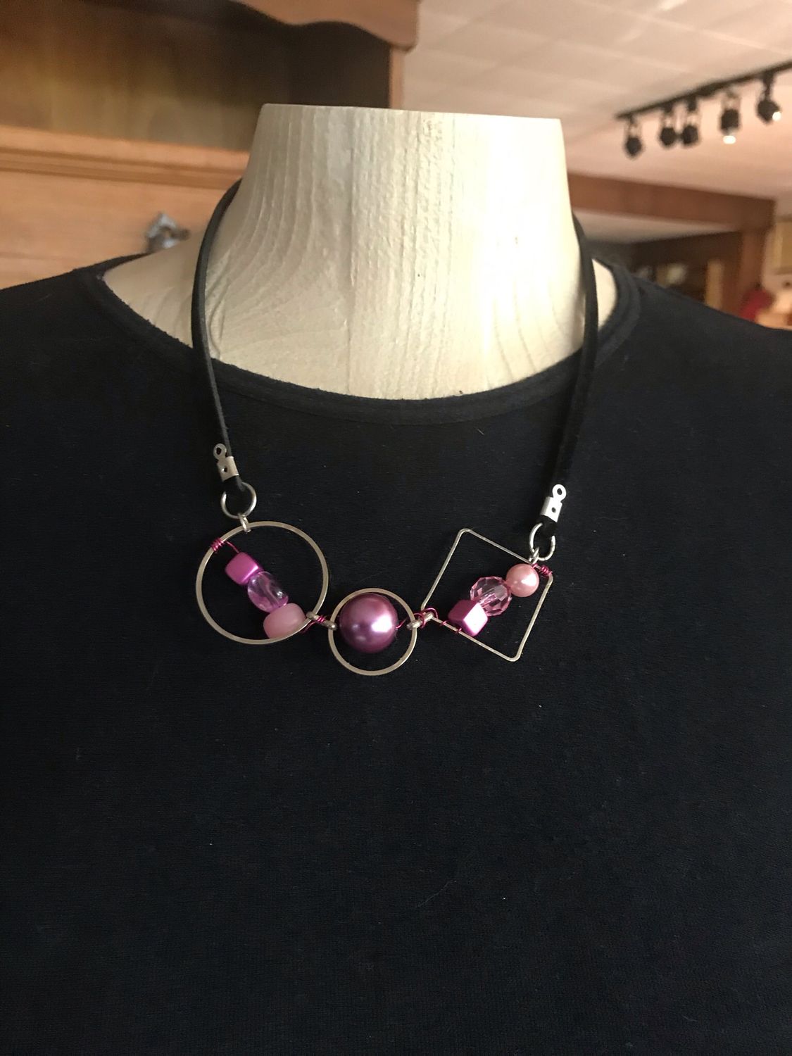 COLLIER TRILOGIE ROSE