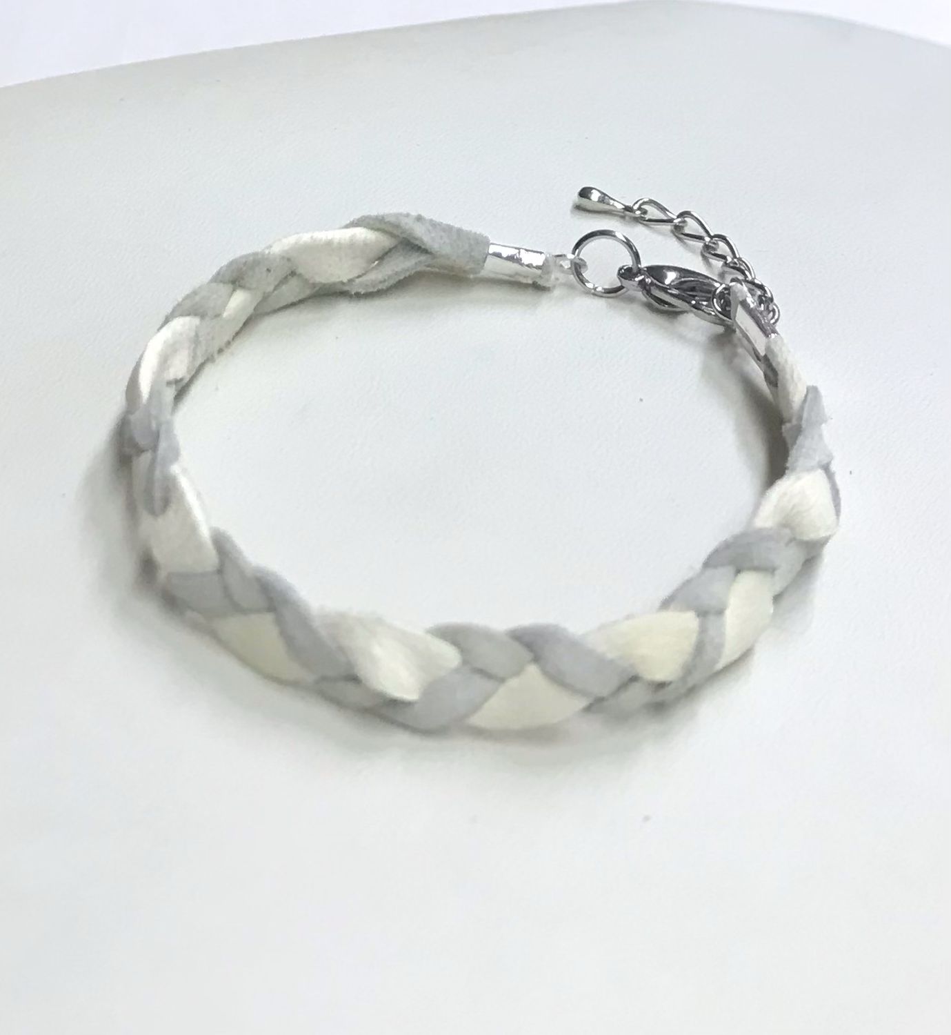 BRACELET TRESSÉ GRIS