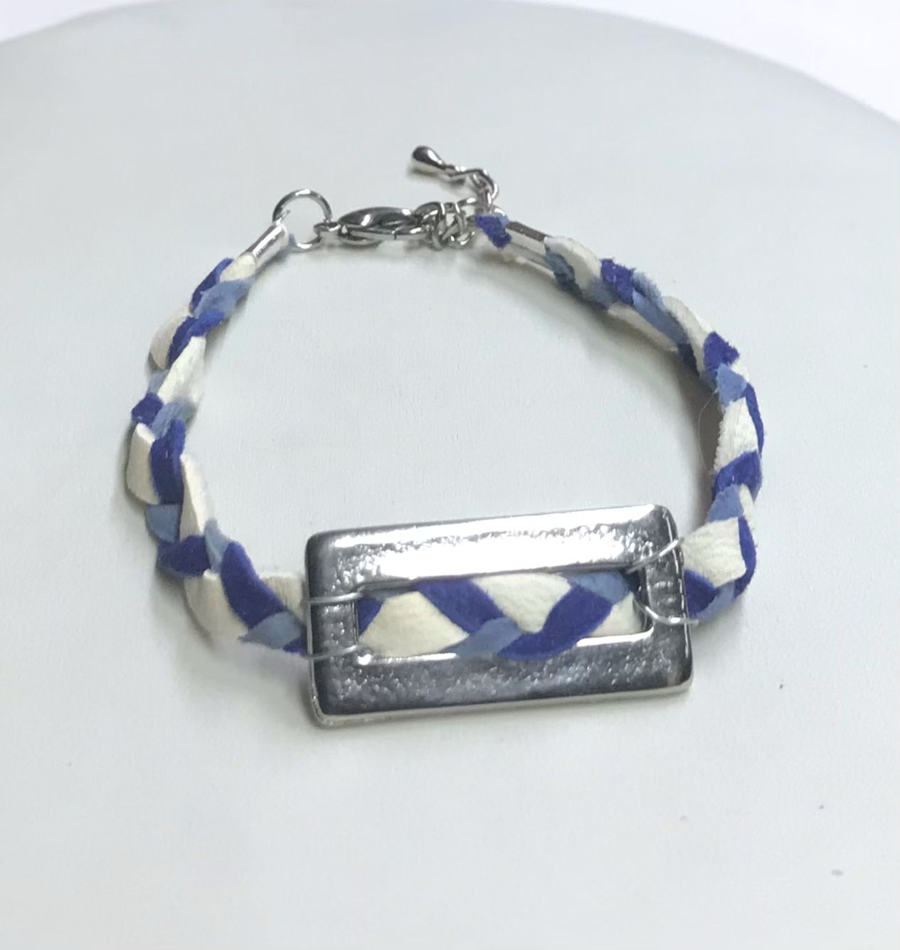 BRACELET TRESSÉ BLEU MÉTALLIQUE 
