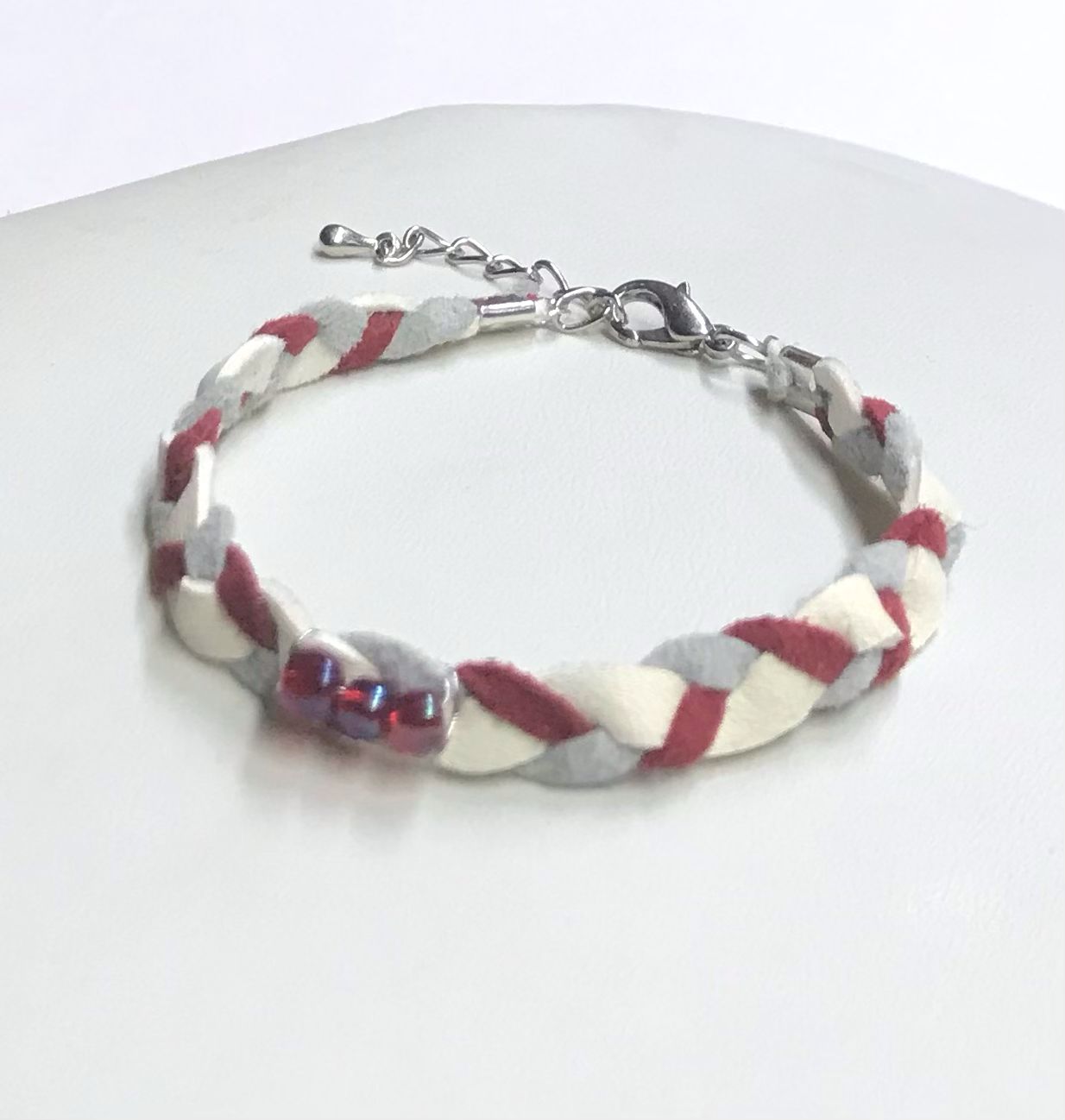 BRACELET TRESSÉ ROUGE DE VERRE