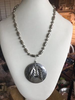 COLLIER CHAÎNE FEUILLES