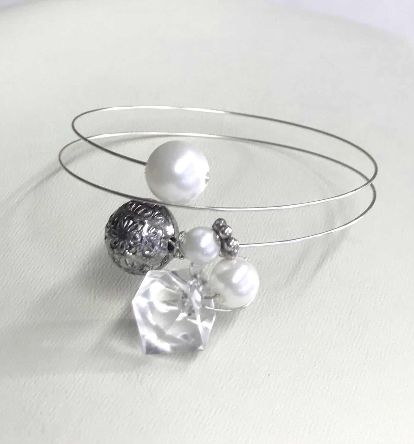BRACELET ÉLÉGANT BLANC