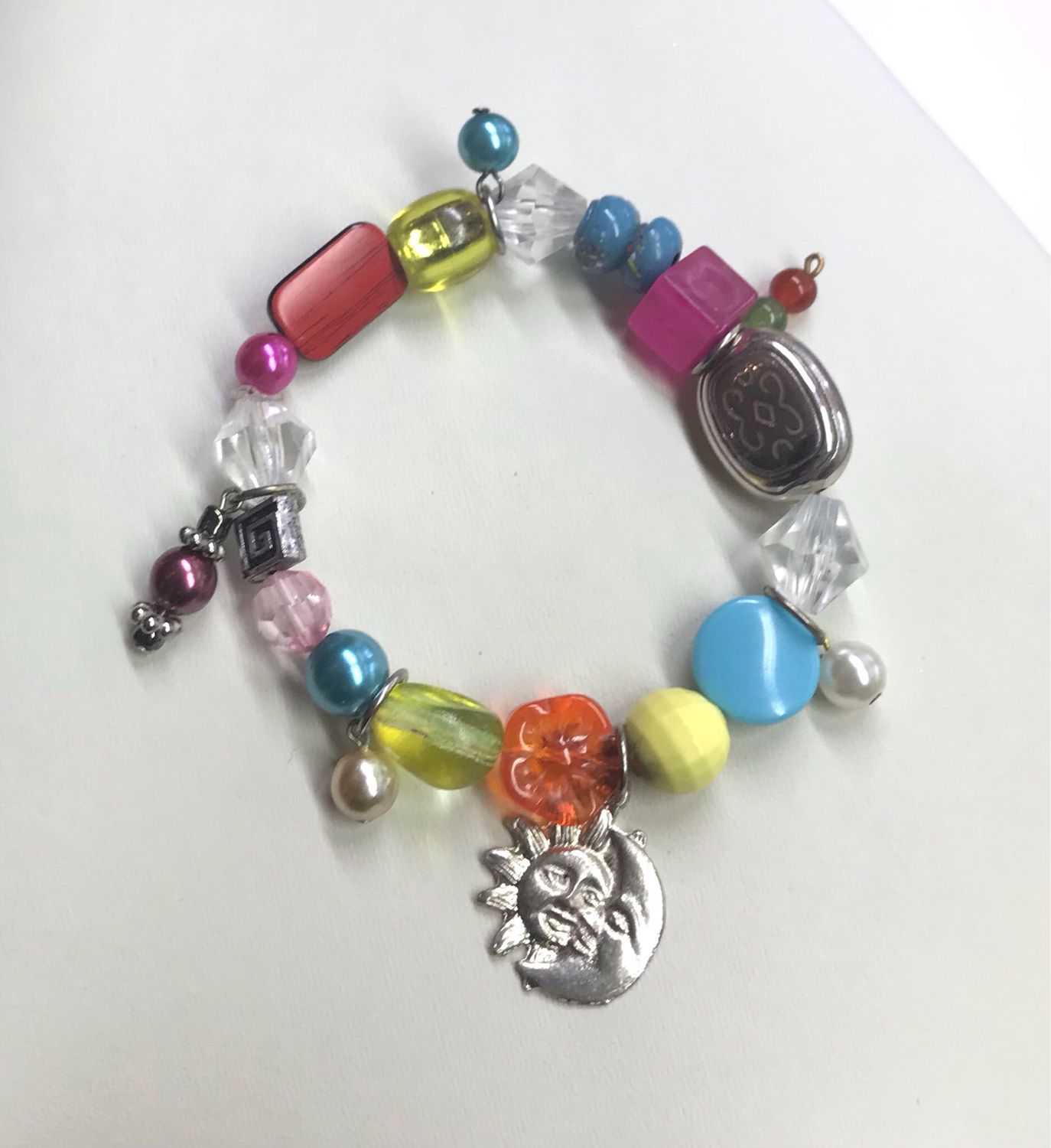 BRACELET CHARMS MULTICOLORE 