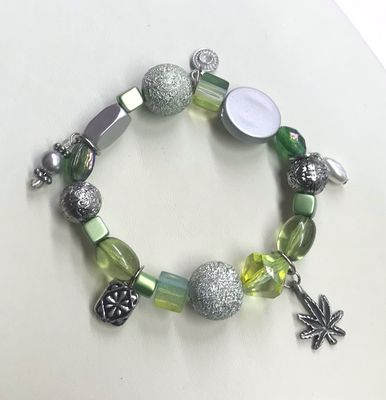BRACELET CHARMS VERT CHANVRE