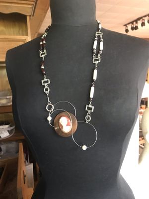 COLLIER CAMÉE À L’INFINI 