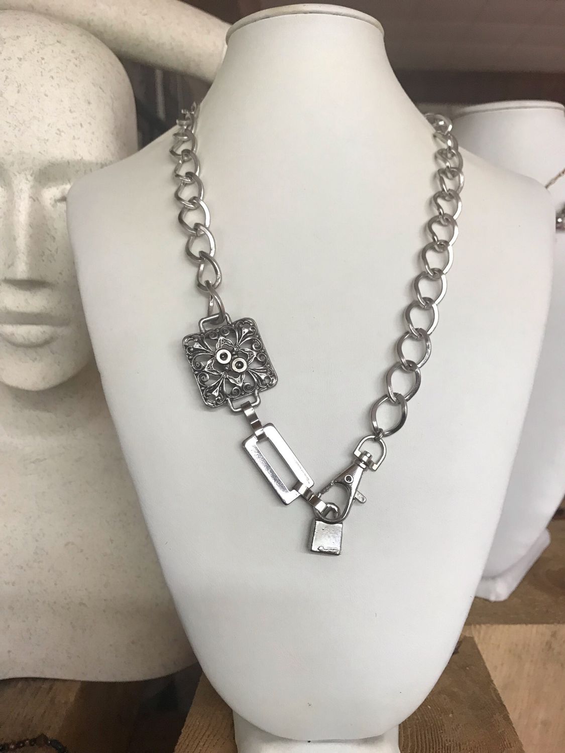 COLLIER CHAÎNE ÉVOLUTION