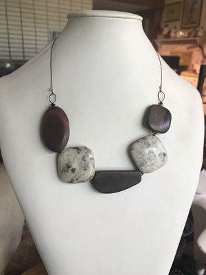 COLLIER HAÏKU CRÈME CHOCO
