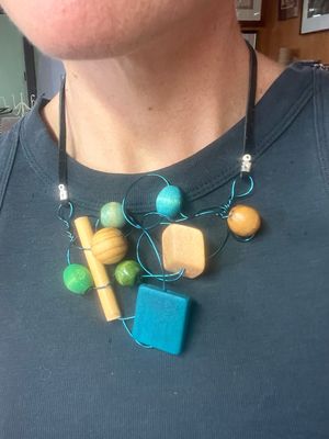 COLLIER BOIS MIX AQUA