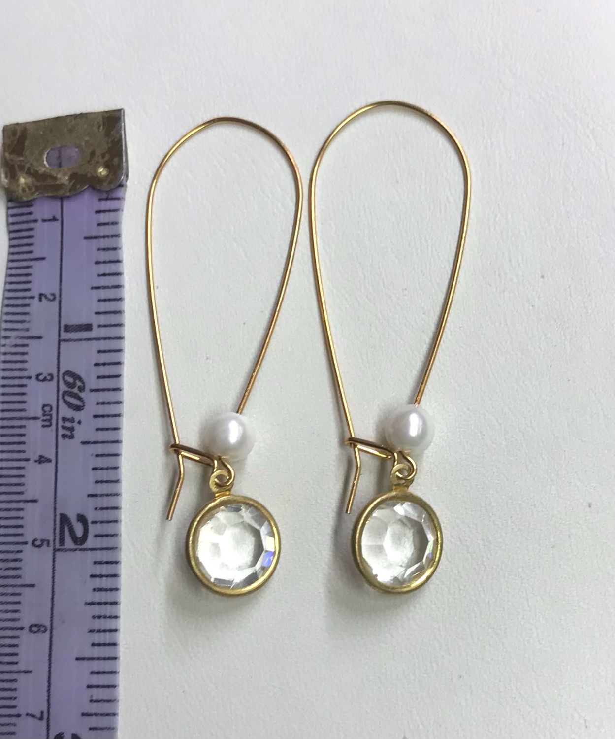 BOUCLES D’OREILLES CRISTAL ET PERLES