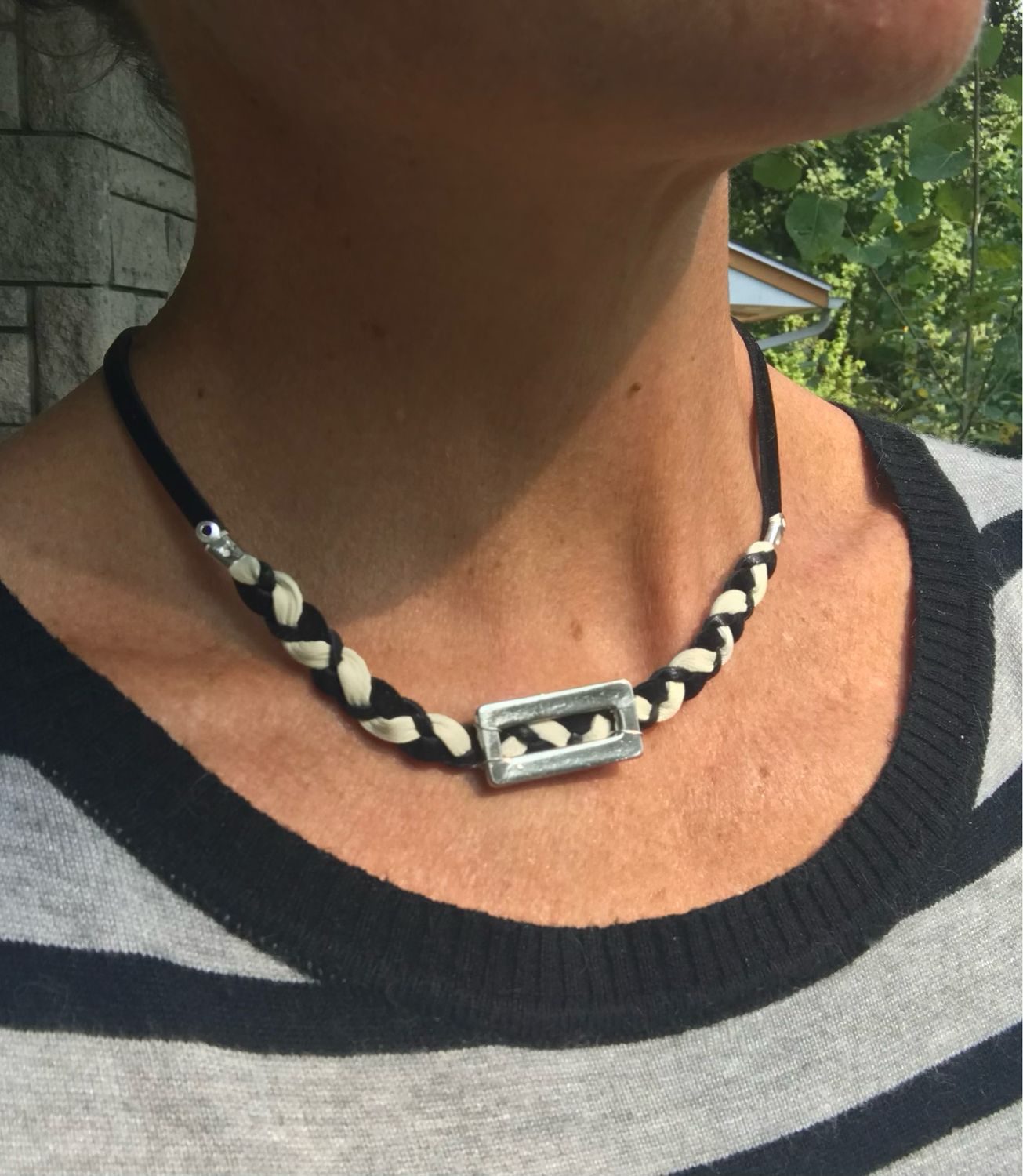 COLLIER RACING NOIR ET BLANC