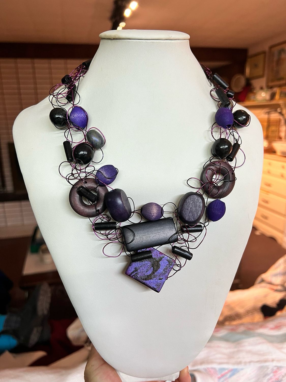 COLLIER ROYAL BOIS VIOLET 