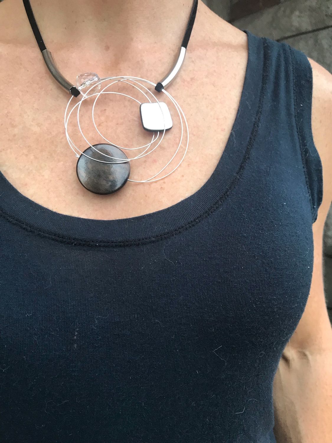COLLIER C CHIC MARRON FONCÉ