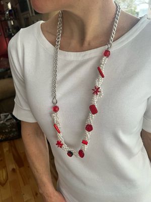 COLLIER CHEMIN DE PERLES ROUGE