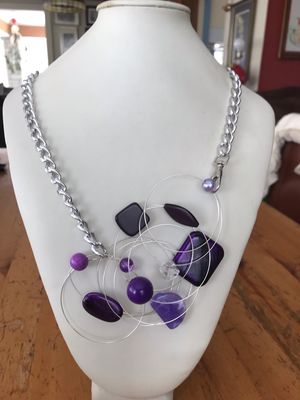 COLLIER TOURBILLON VIOLET COLLIER TOURBILLON VIOLET