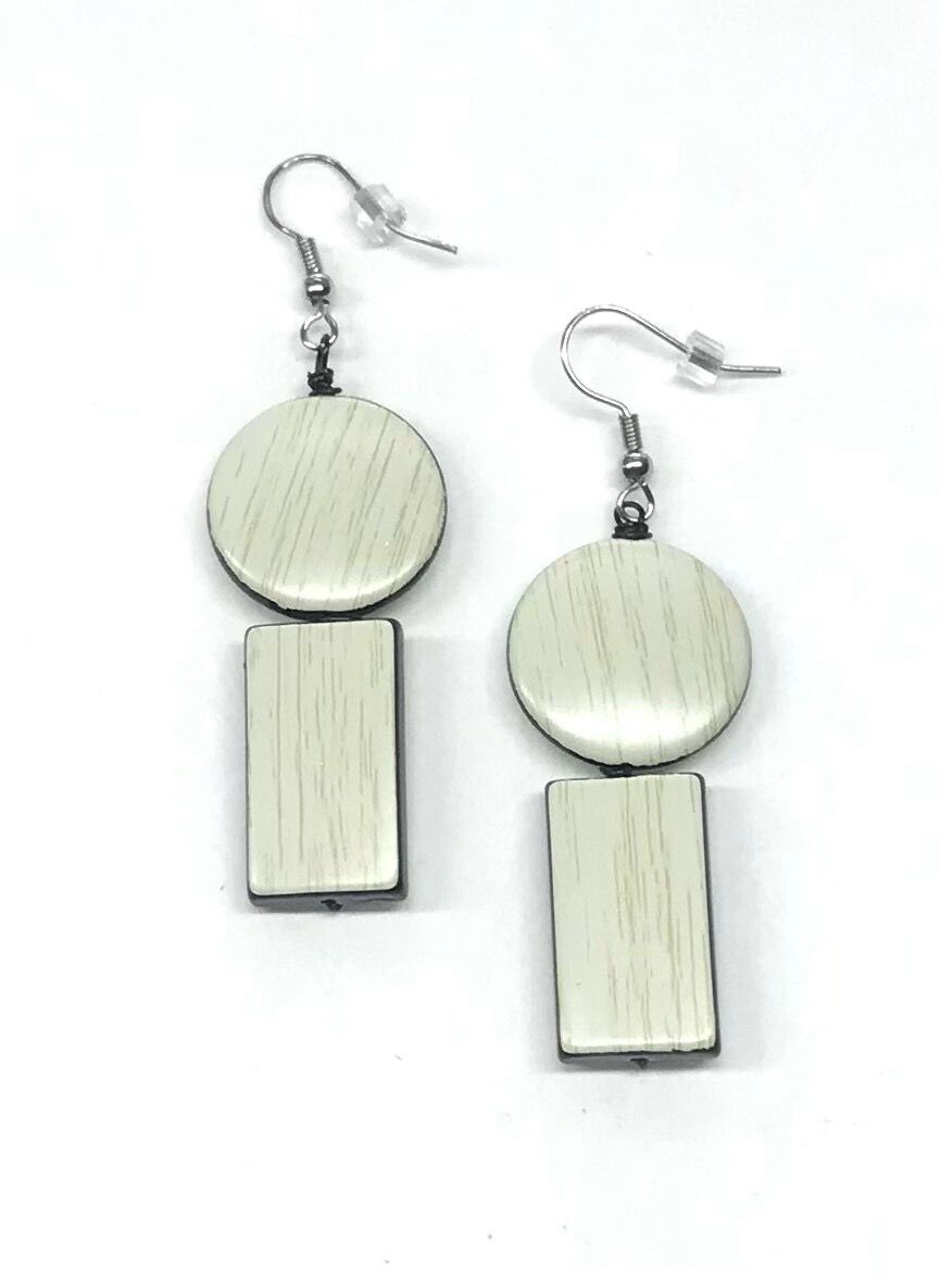 BOUCLES D’OREILLES GÉOMÉTRIE