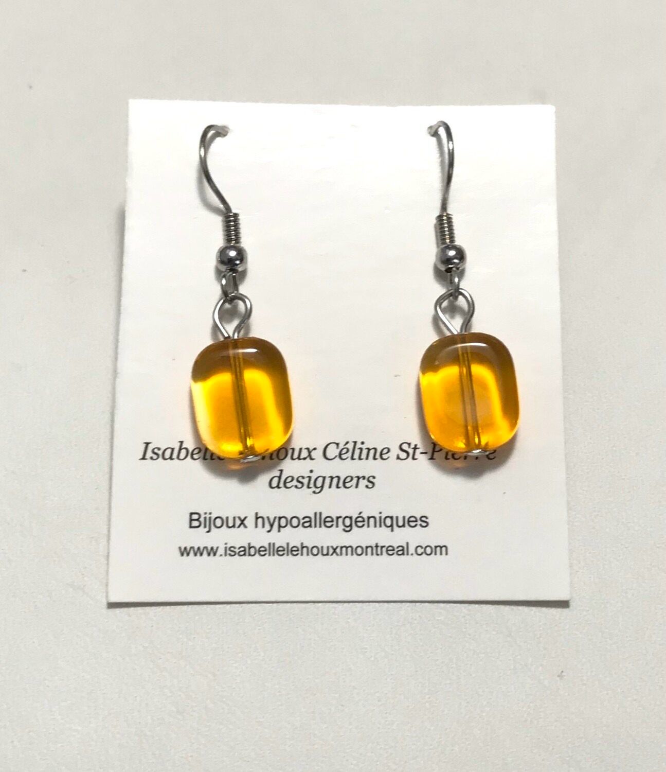 BOUCLES D’OREILLES CARRÉES