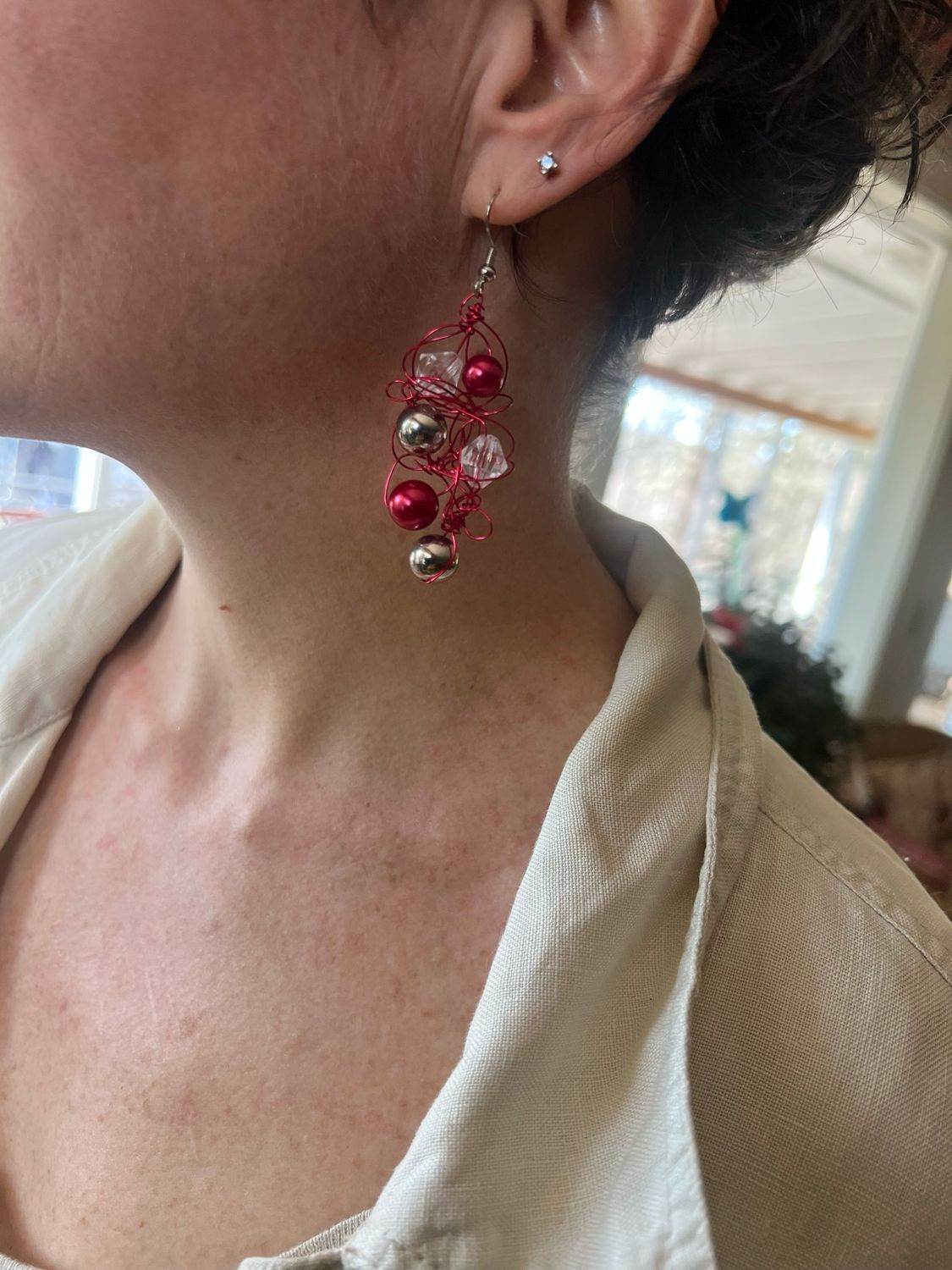 BOUCLES D’OREILLES DENTELLE FANTAISIE ROUGE