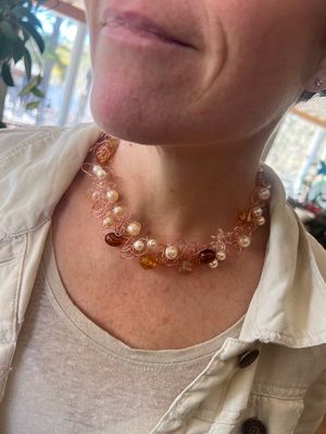COLLIER DENTELLE FANTAISIE CAMEL 