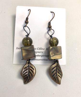 BOUCLES D’OREILLES FEUILLES KAKI