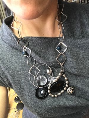 COLLIER ESPACE CHAÎNE