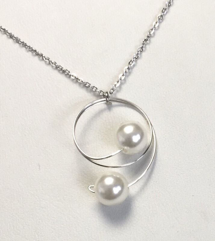 Colliers CHAÎNE DÉLICATE