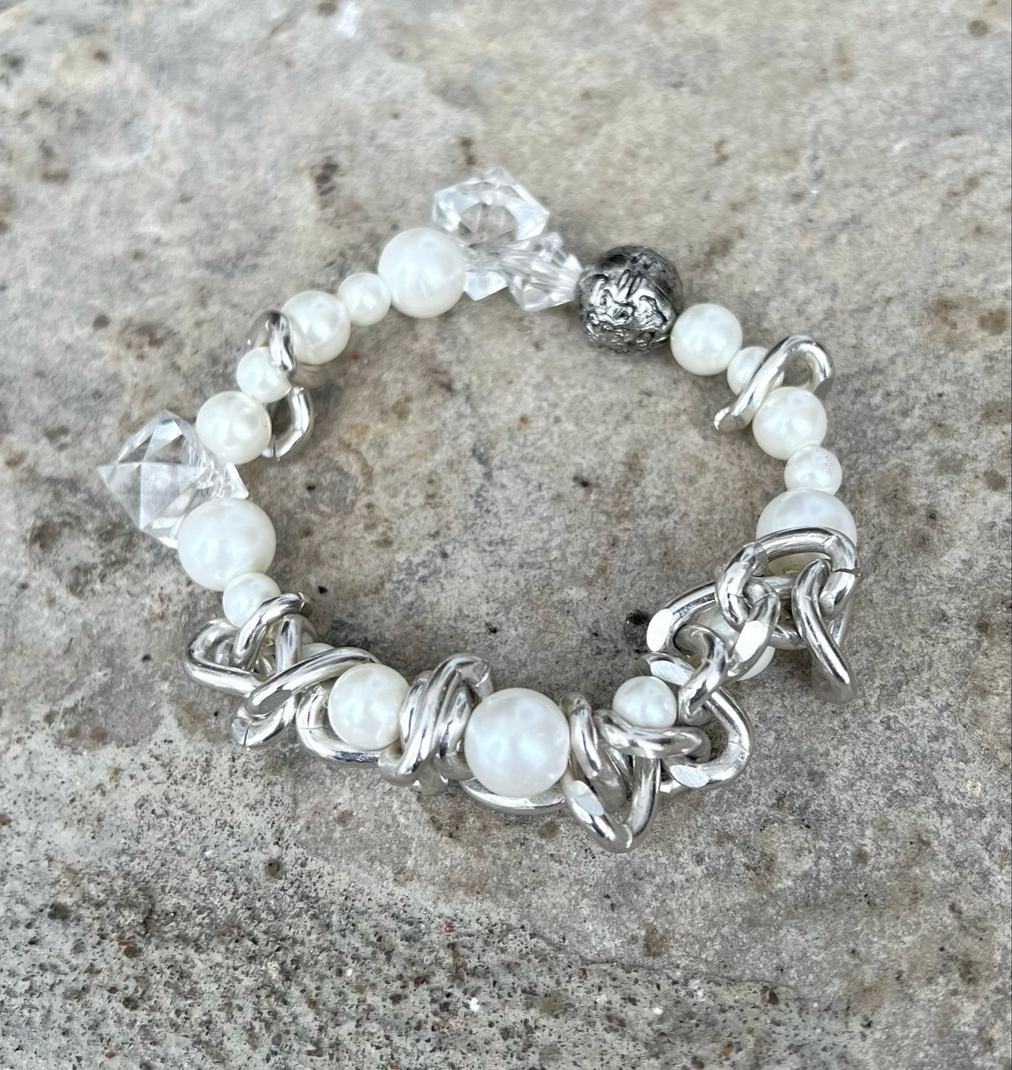 BRACELET CHARMS PERLES