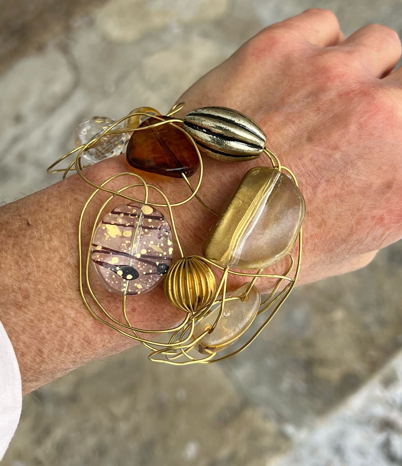 BRACELET D’ARCHITECTURE DORÉ