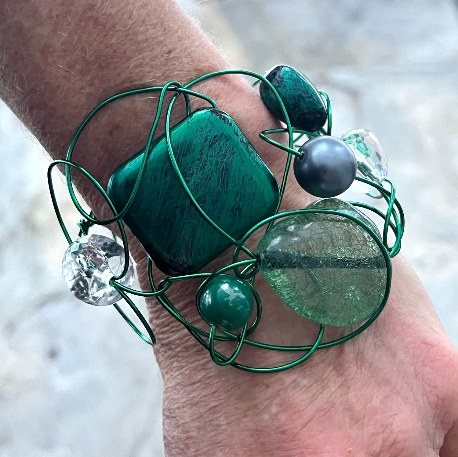 BRACELET D’ARCHITECTURE ÉMERAUDE 