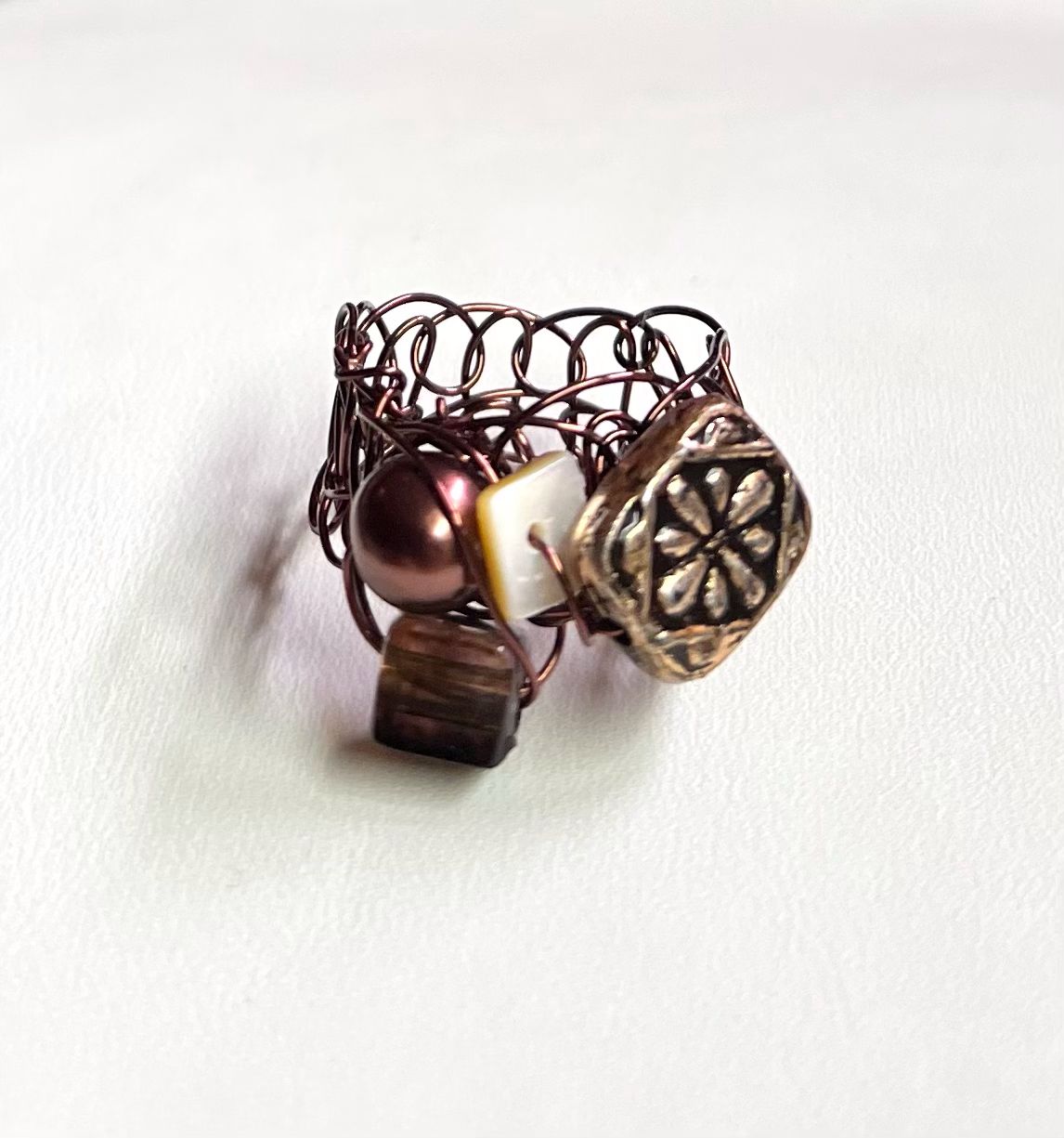 BAGUE CARRÉ MARRON