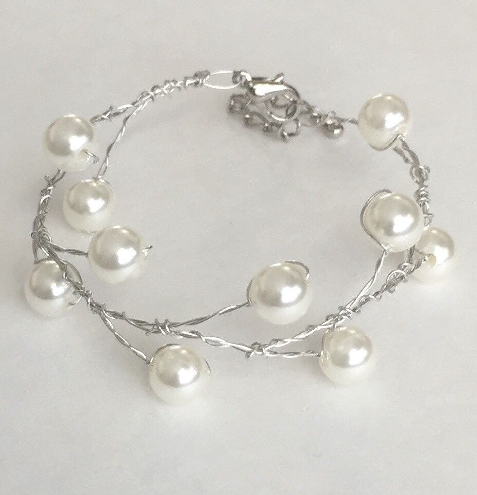 BRACELET PERLES ROMANTIQUES 