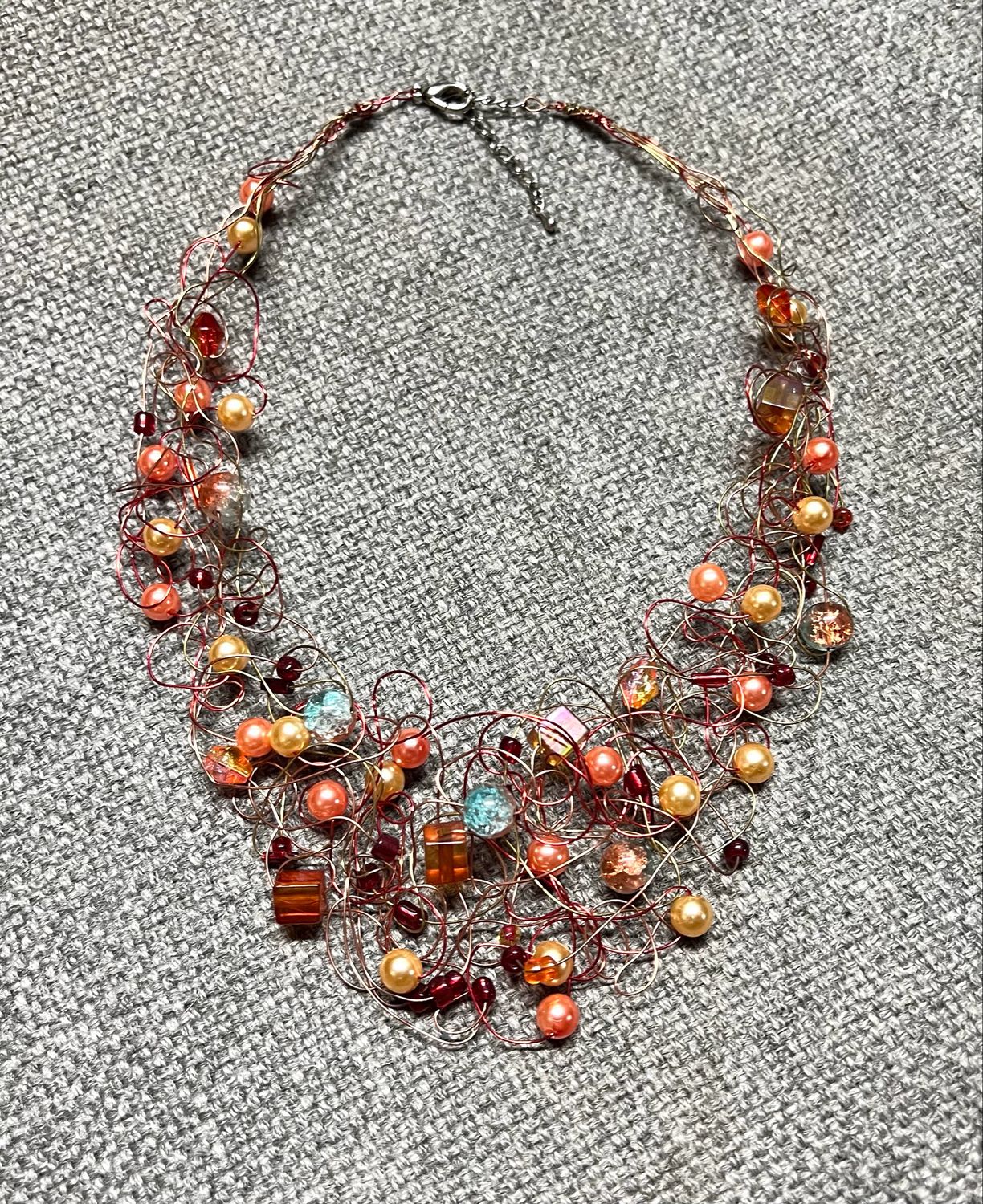COLLIER ROYAL ORANGE PRESSÉE
