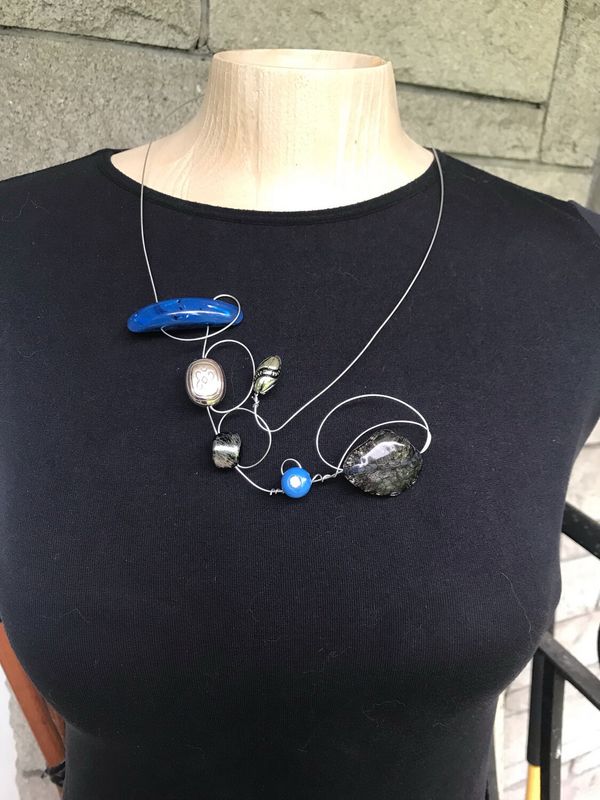 Colliers SANS ATTACHE