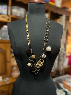 ENSEMBLE 2 BIJOUX SÉQUENCE ARTISTIQUE