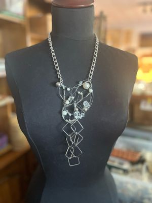 ENSEMBLE 3 BIJOUX BLANC DE GLACE