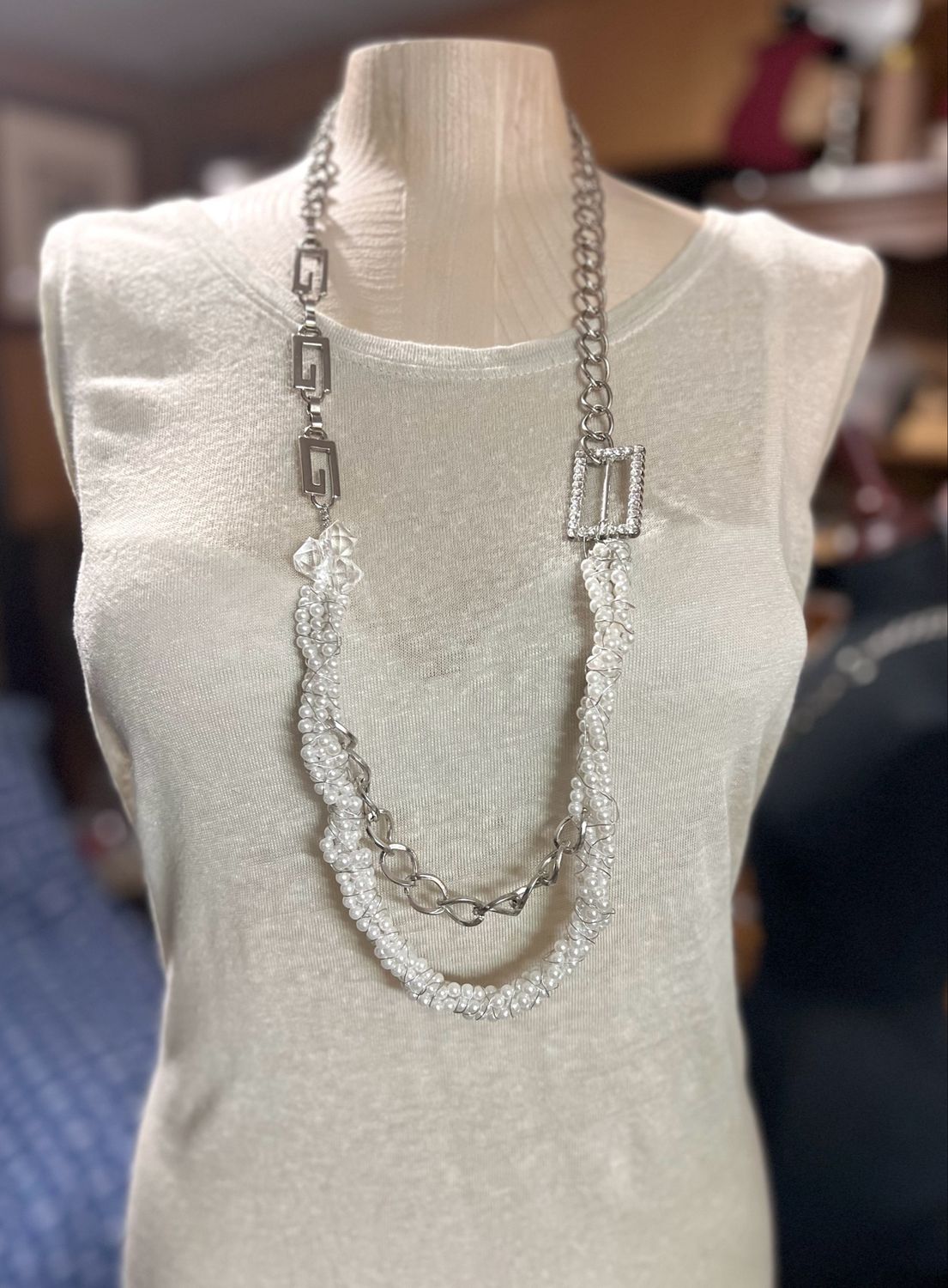 ENSEMBLE 3 BIJOUX CHEMIN DE PERLES ET BOUCLE ZIRCON