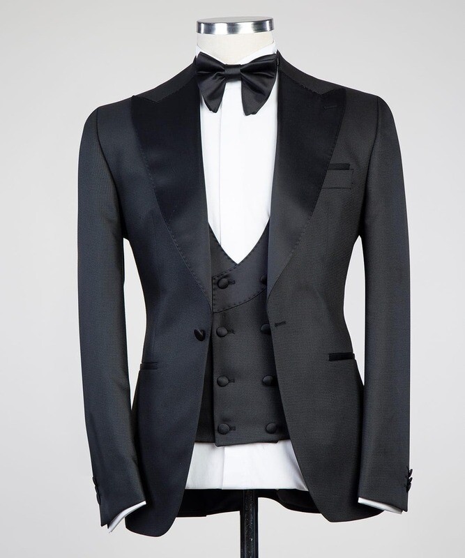 Black Tuxedo