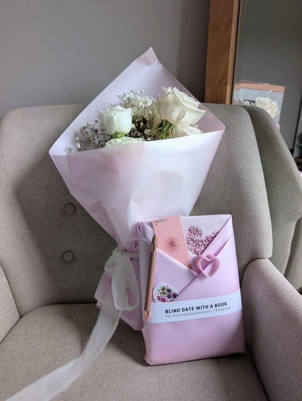 Blooms &amp; Blind Date with a Book Bundle