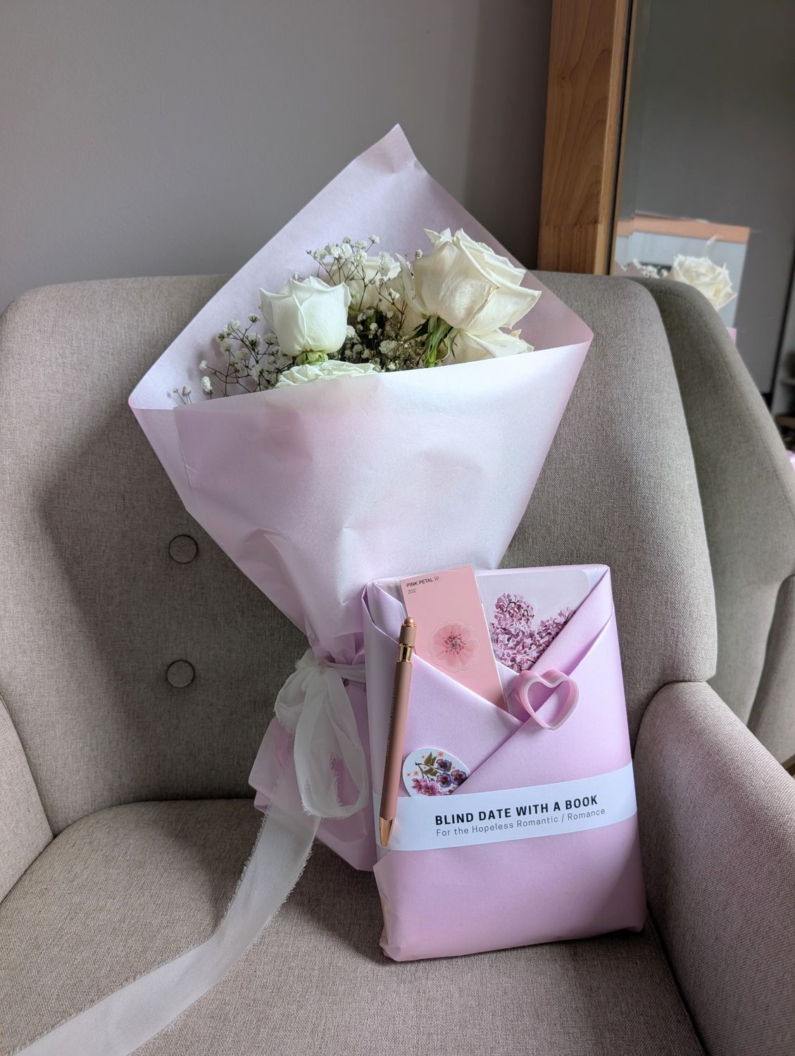 Blooms &amp; Blind Date with a Book Bundle