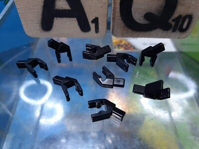 K'nex (Gebruikt) | Classic | Clip met hoekverbinding | 916901 | 3D | Zwart | Clip with Angled end 3D Black | 45 graden