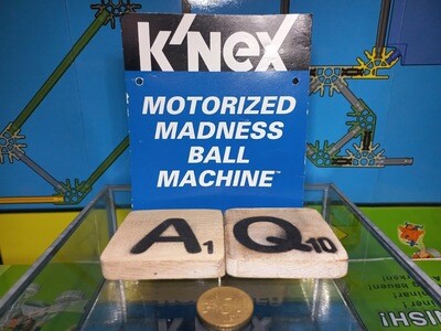 K'nex (Gebruikt) | (50086) Kartonnen afbeelding | Decoratie | Motorizes Madness Ball Machine