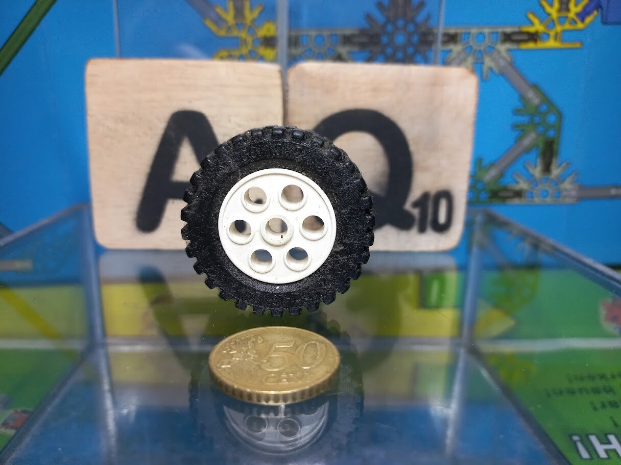 Lego parts are often compatible with K'nex