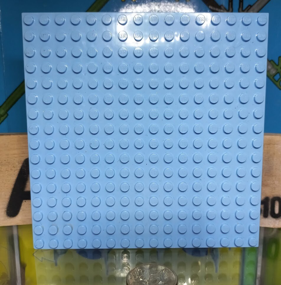 Lego parts are often compatible with K'nex