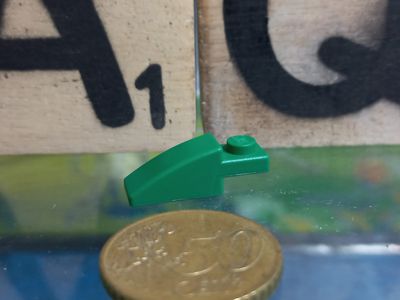 K'nex (Gebruikt) | 99109G | Groen | Brick half wedge - Green