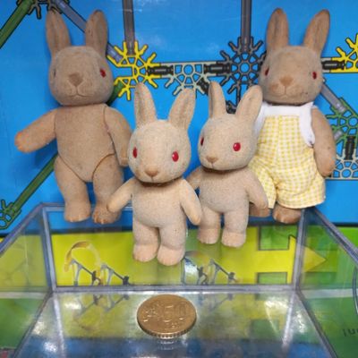 Speelgoed (Gebruikt) | Poppetje | Figuurtje - Konijntjes (Gezin) - Ouders en kinderen