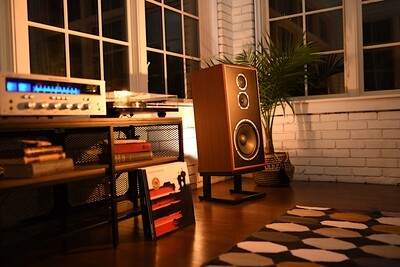 KLH Model Five Loudspeaker - Pair
