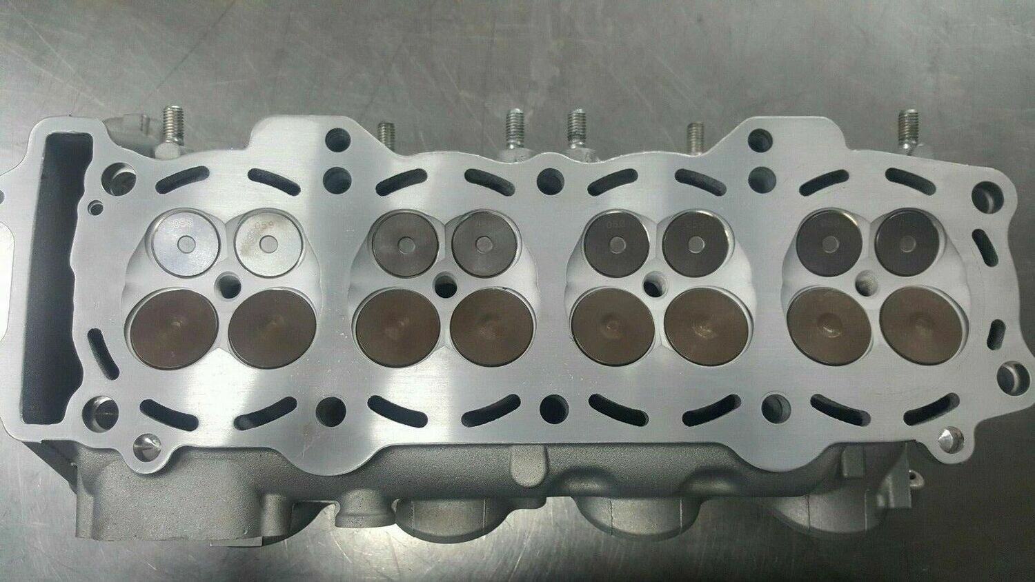 KAWASAKI ZX10R CYLINDER HEAD