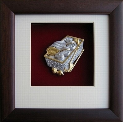 Pewter Tepak Sirih in Wooden Frame